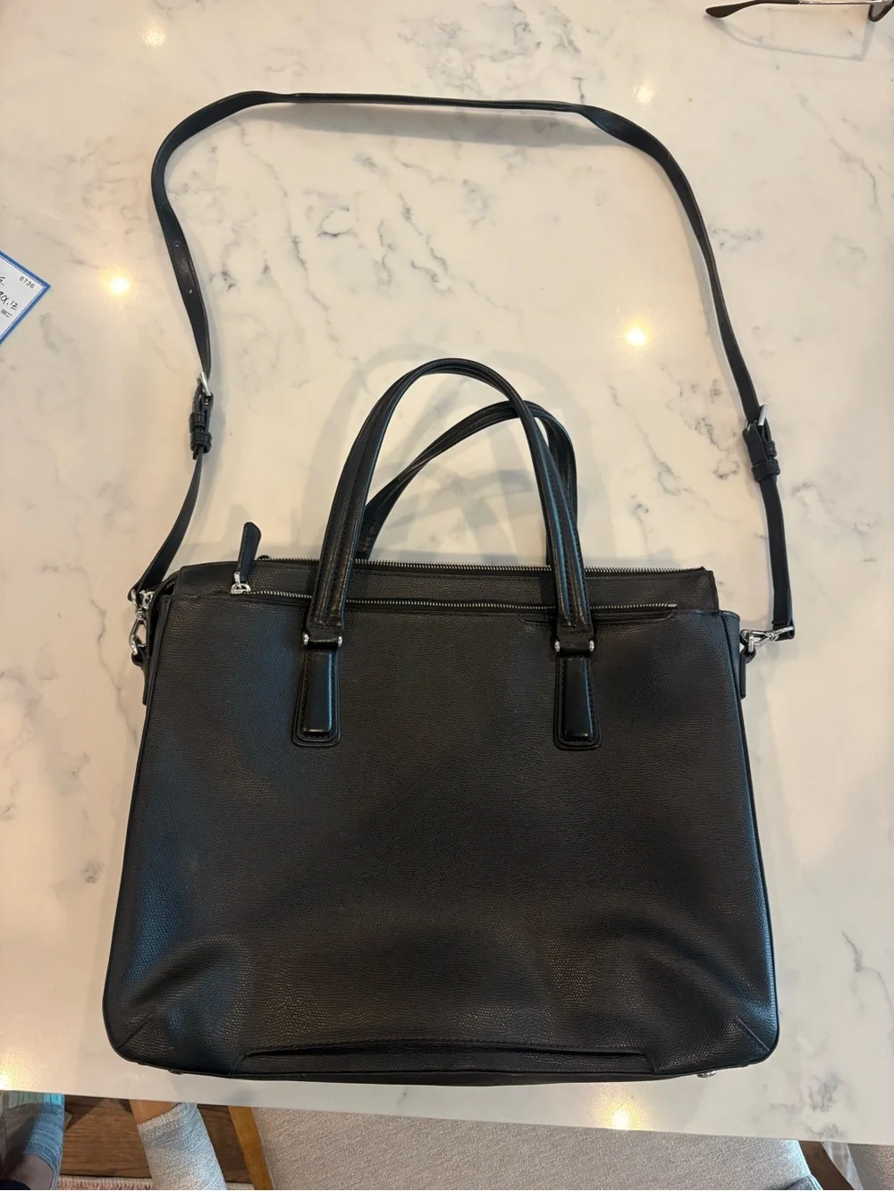 Tumi Black Leather Laptop tote bag/Briefcase with Adjustable Shoulder Strap